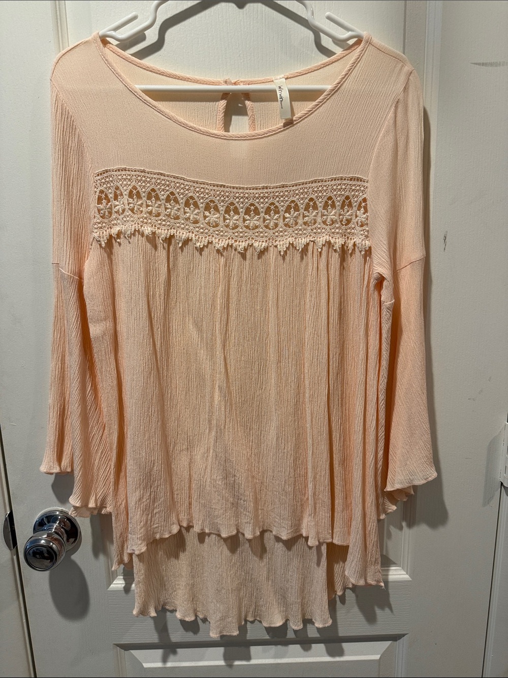 EUC WinWin Peach Crochet Yoke Peasant Blouse